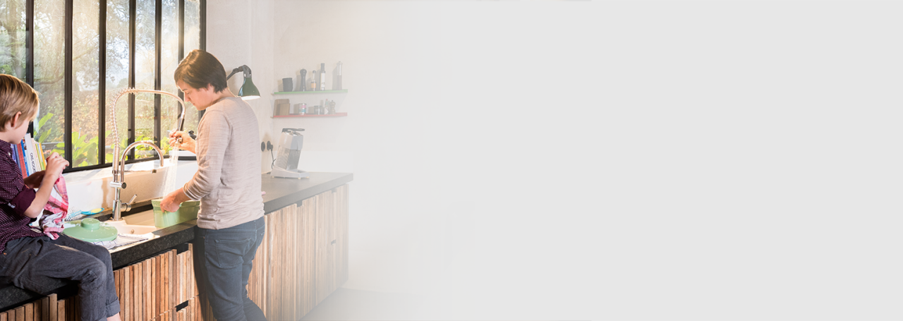 toplotna črpalka zrak–voda za toplo vodo